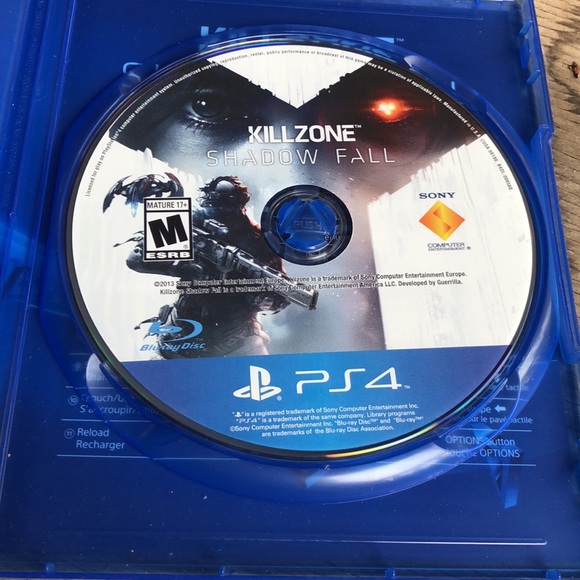 PS4 game -Kill zone Shadow Fall - Picture 3 of 3